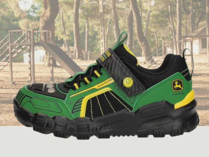 Wussten Sie, dass ca. die Hälfte aller Kinder zu enge Schuhe trägt? Wir beraten Sie gern!